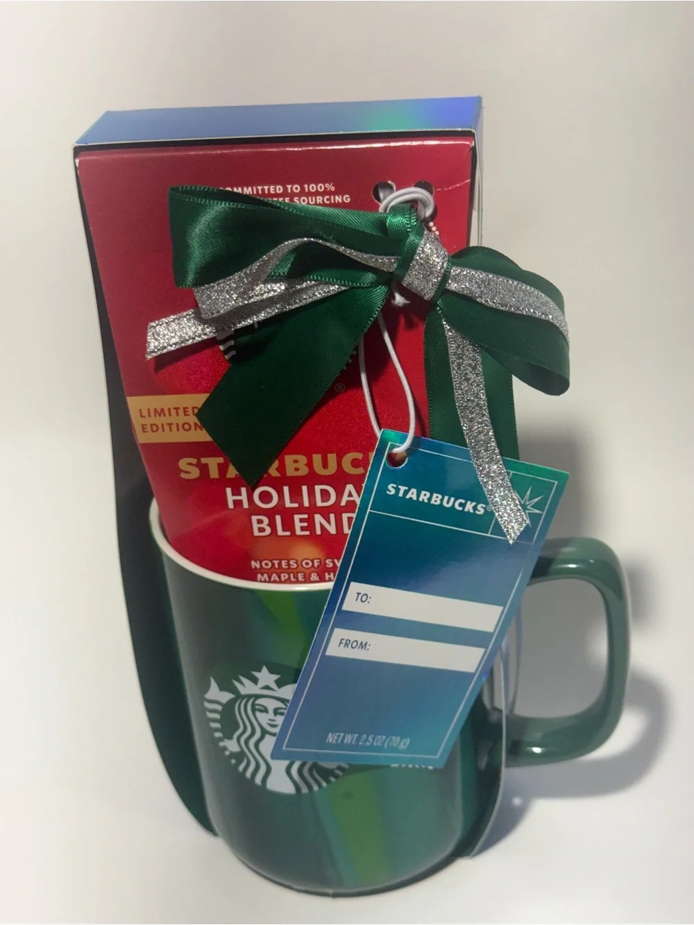 Starbucks Limited Edition Holiday Gift Set Green Ceramic Mug 15oz Coffee